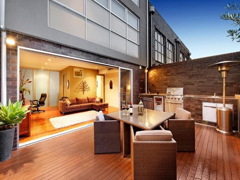 9 The Grove, Ascot Vale VIC 3032