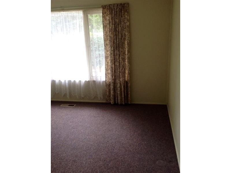 4 Virginia Way, Ferntree Gully VIC 3156