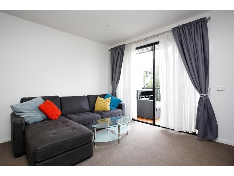 38 Central Park  Walk, Cheltenham VIC 3192