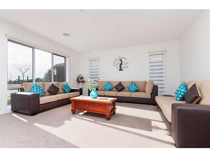 23 Essence Parkway, Craigieburn VIC 3064