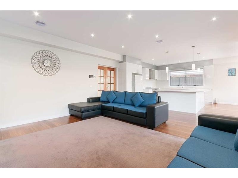 23 Essence Parkway, Craigieburn VIC 3064