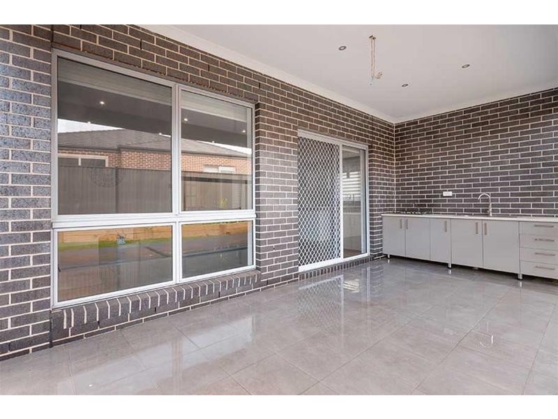 23 Essence Parkway, Craigieburn VIC 3064