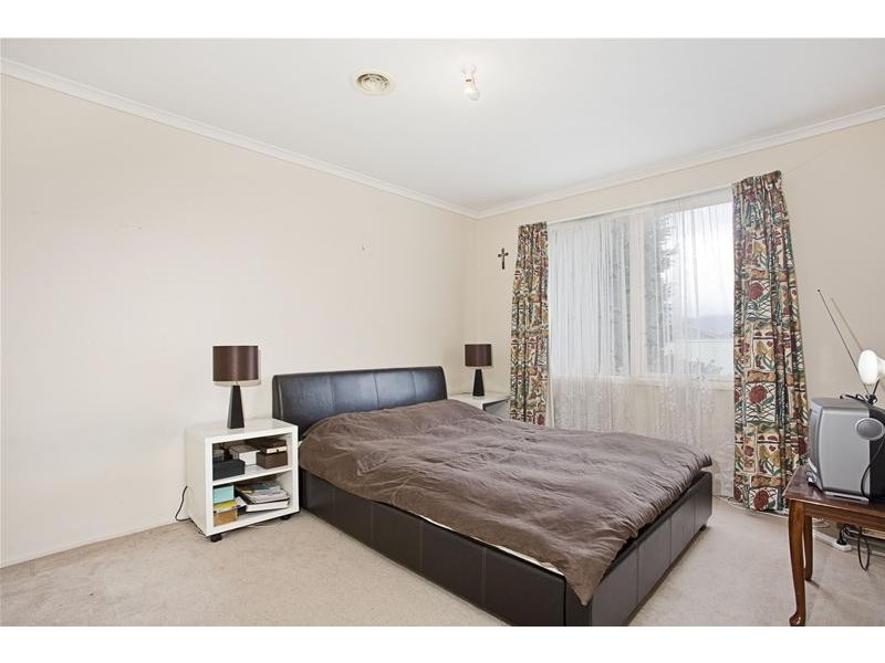 27 Coleman Road, Wantirna South VIC 3152