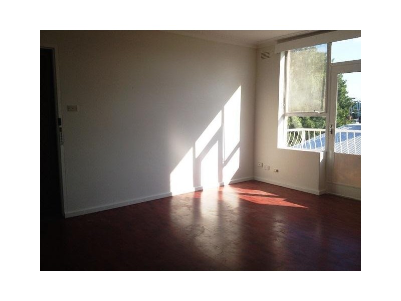 12/49 Hyde  Street, Footscray VIC 3011