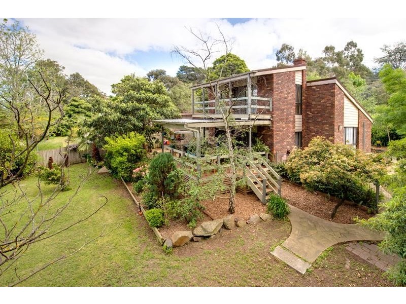 7 Hilltop Road, Upper Ferntree Gully VIC 3156