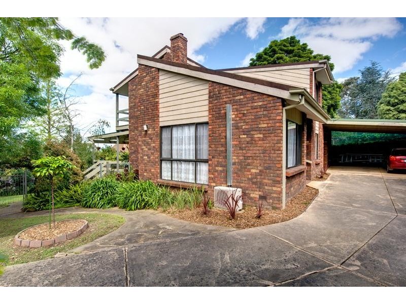 7 Hilltop Road, Upper Ferntree Gully VIC 3156