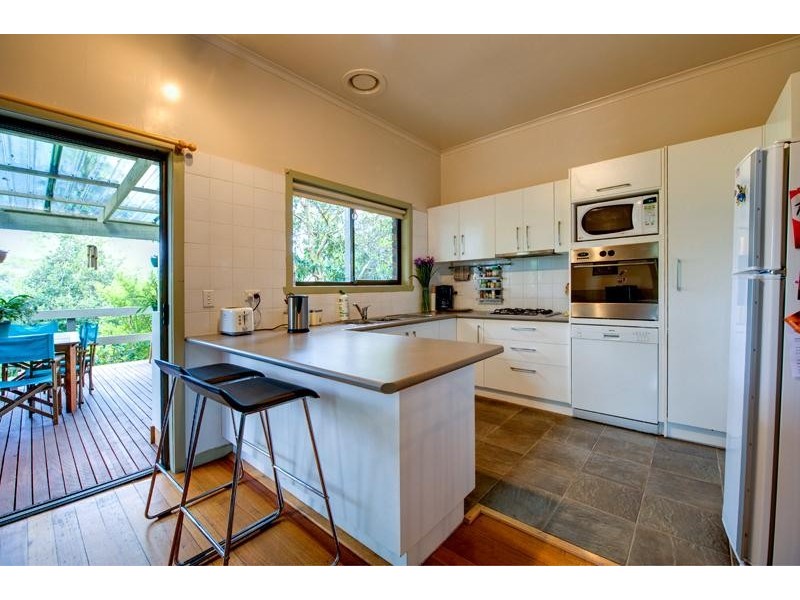 7 Hilltop Road, Upper Ferntree Gully VIC 3156