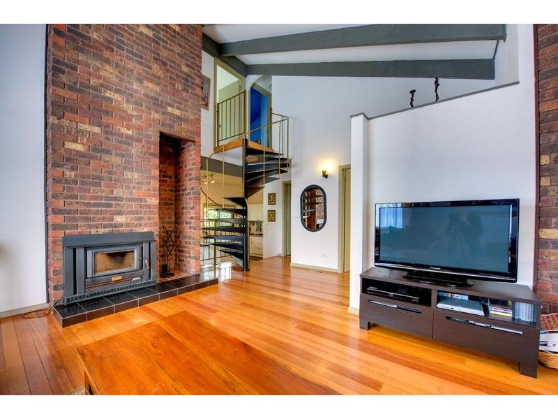 7 Hilltop Road, Upper Ferntree Gully VIC 3156