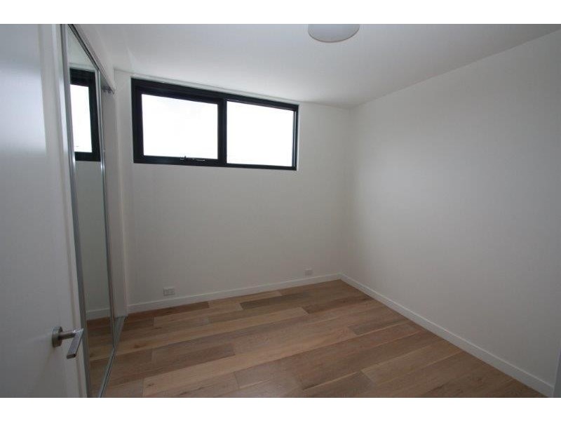 109/402-404 Dandenong Road, Caulfield North VIC 3161