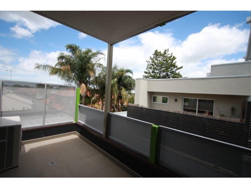 109/402-404 Dandenong Road, Caulfield North VIC 3161