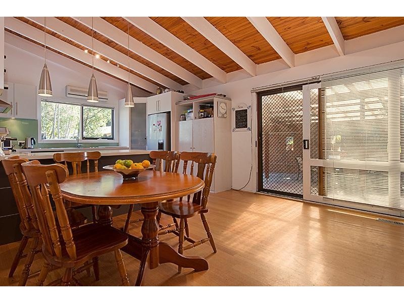 10 Lakeview Avenue, Rowville VIC 3178