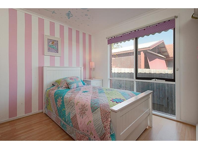 10 Lakeview Avenue, Rowville VIC 3178