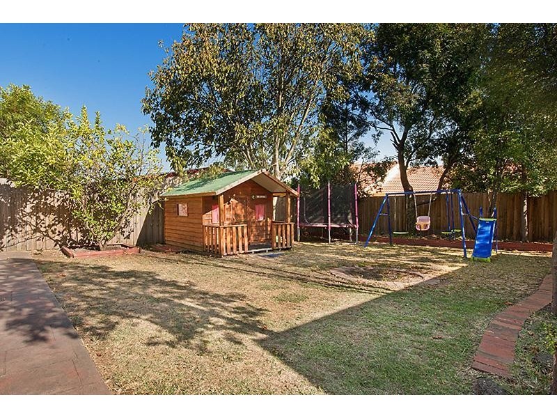 10 Lakeview Avenue, Rowville VIC 3178