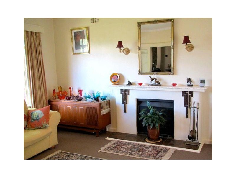 24 Melrose  Street, Mont Albert North VIC 3129