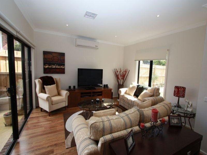 1/104 Bernard Street, Cheltenham VIC 3192