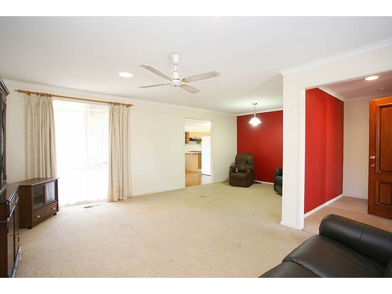 19 Mockridge Street, Wantirna South VIC 3152