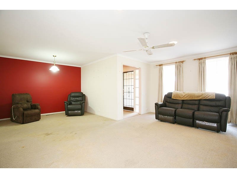 19 Mockridge Street, Wantirna South VIC 3152