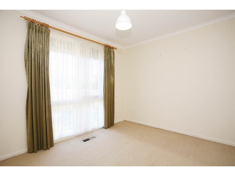 19 Mockridge Street, Wantirna South VIC 3152