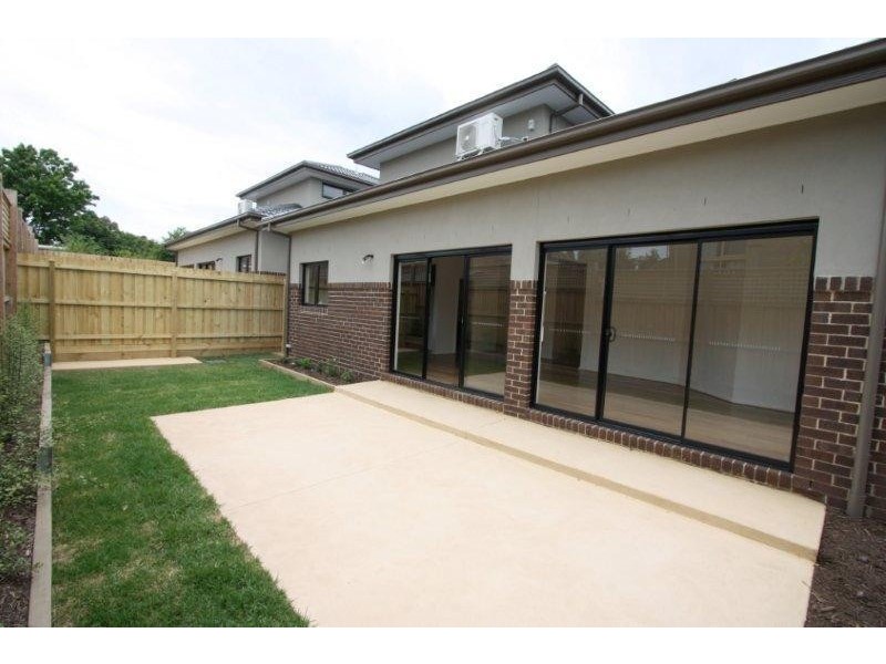 104 Bernard Street, Cheltenham VIC 3192