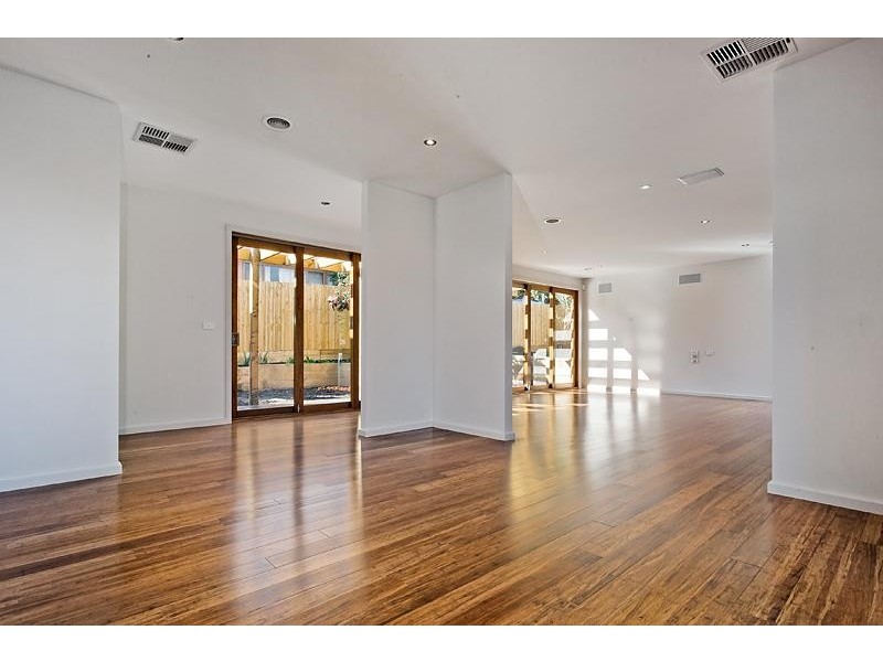 1&2/7 Tanunda Street, Vermont VIC 3133