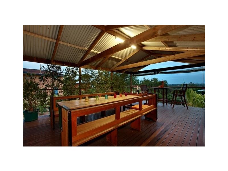 236 Broadwater Road, Mansfield QLD 4122