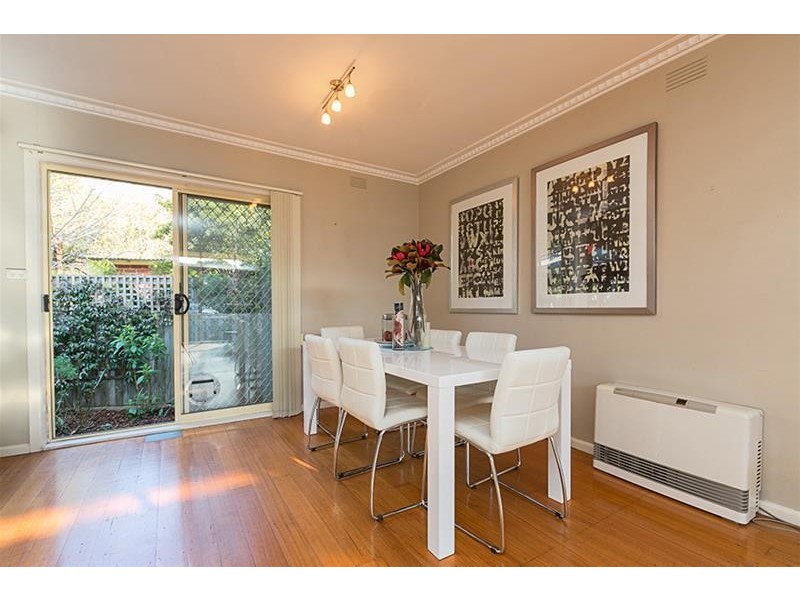 1/19 Bungalook  Road, Bayswater North VIC 3153