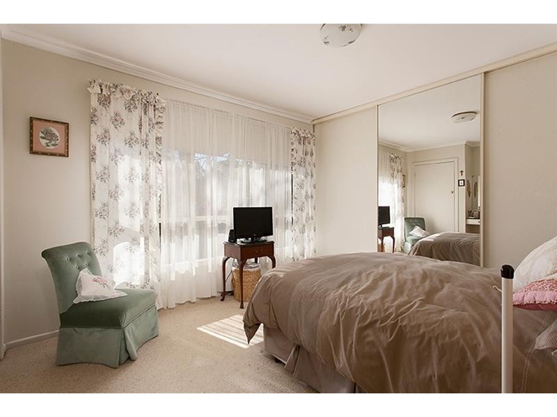 12 Fuller Street, Mitcham VIC 3132