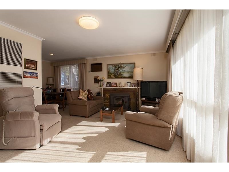 12 Fuller Street, Mitcham VIC 3132