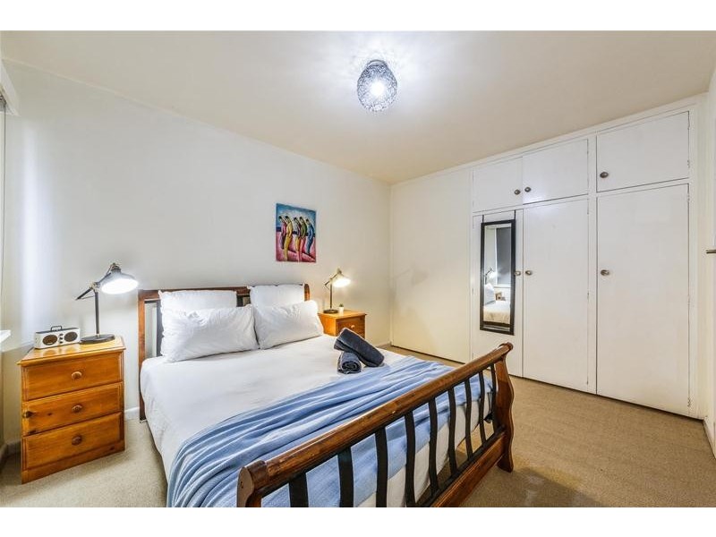 5/17 Oak Grove, St Kilda East VIC 3183