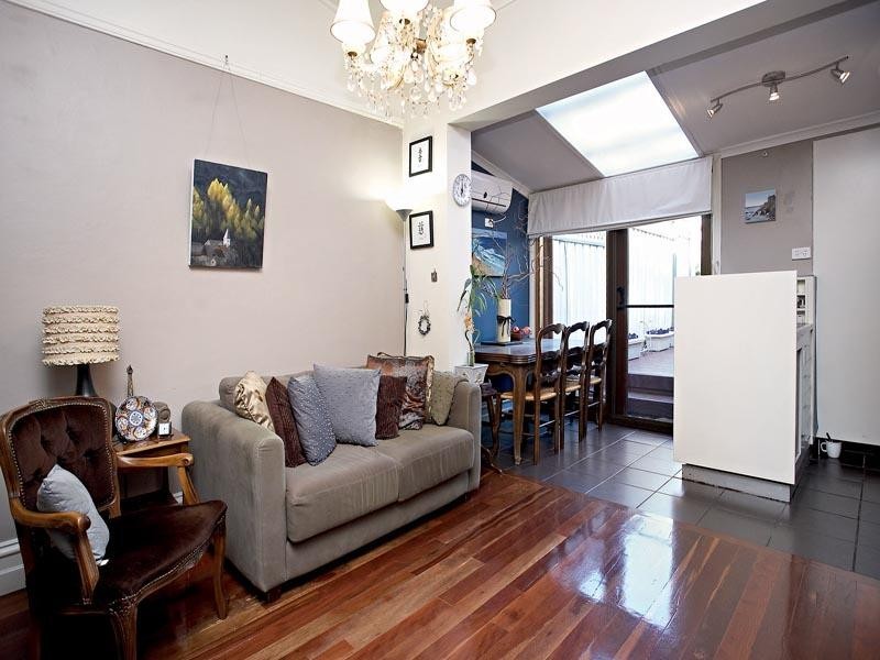 82 Munster  Terrace, Carlton VIC 3053