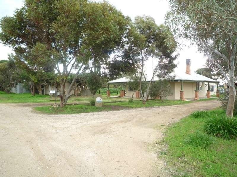 82 Echo Park Road, Milang SA 5256