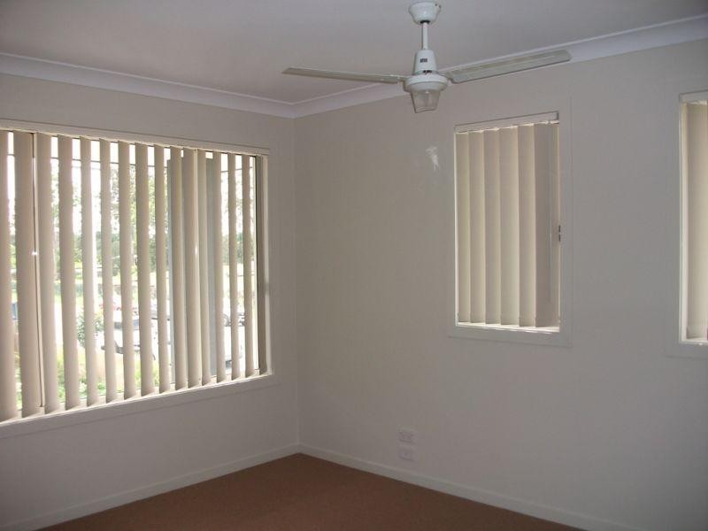 1/54-56 River Hill Road, Eagleby QLD 4207