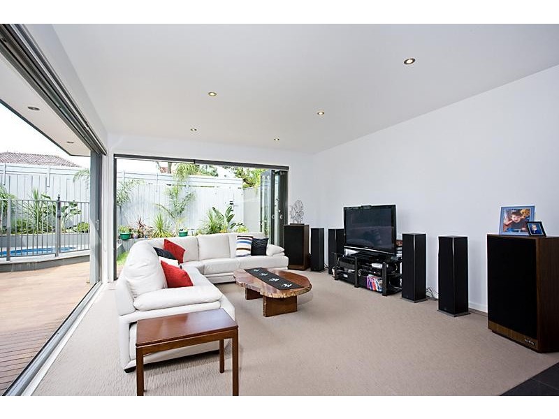 18b Lawson Street, Bentleigh VIC 3204