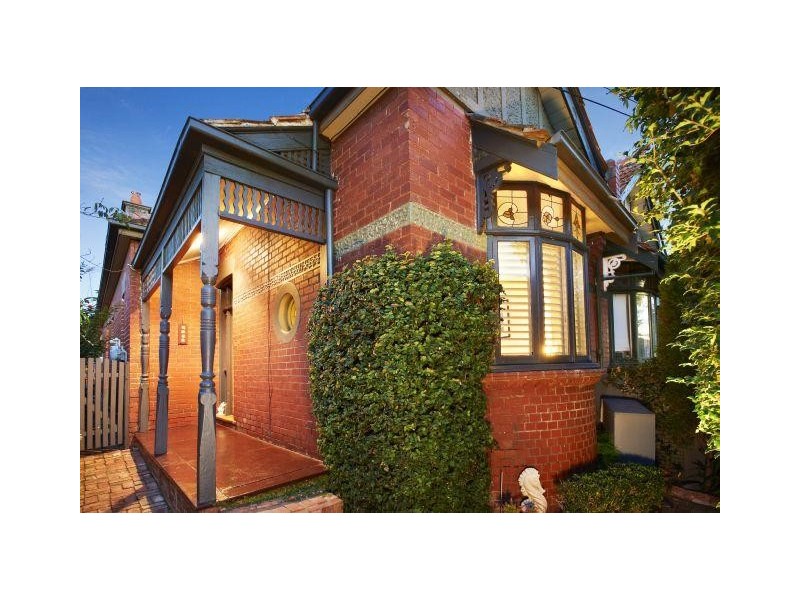 32 Empress Road, St Kilda East VIC 3183