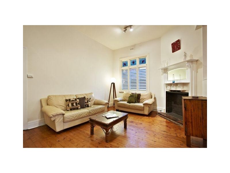 32 Empress Road, St Kilda East VIC 3183