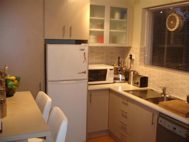 4/52 Canterbury Road, Middle Park VIC 3206