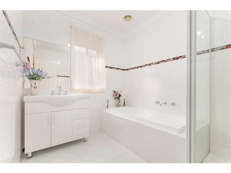 31 Troward Harvey Way, Craigieburn VIC 3064