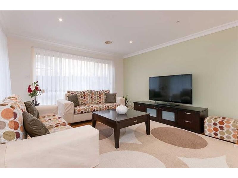 31 Troward Harvey Way, Craigieburn VIC 3064