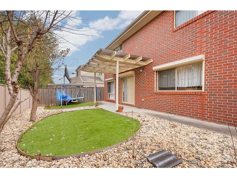31 Troward Harvey Way, Craigieburn VIC 3064