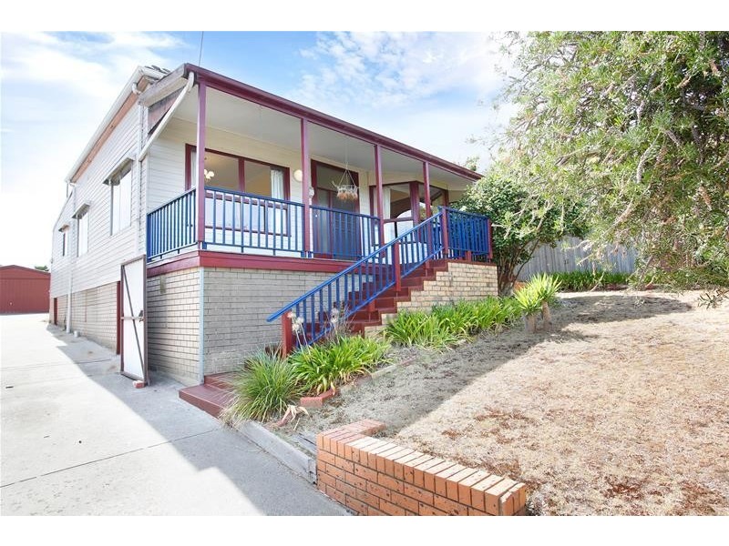 23 Ferntree Gully Road, Oakleigh VIC 3166