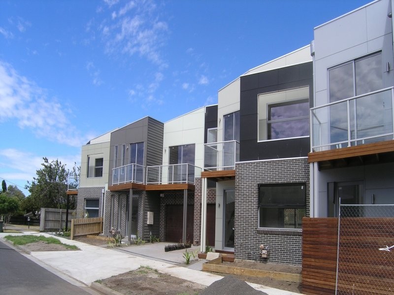 69 Stenhouse Avenue, Brooklyn VIC 3012