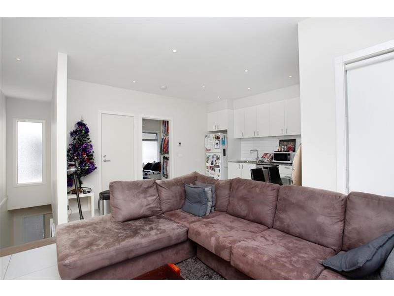 2/422 Station Street, Bonbeach VIC 3196