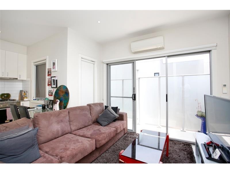 2/422 Station Street, Bonbeach VIC 3196