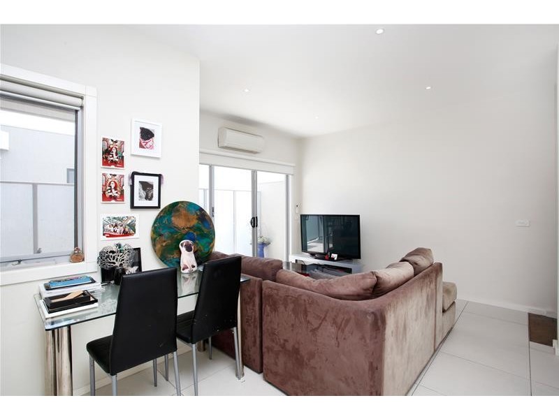 2/422 Station Street, Bonbeach VIC 3196