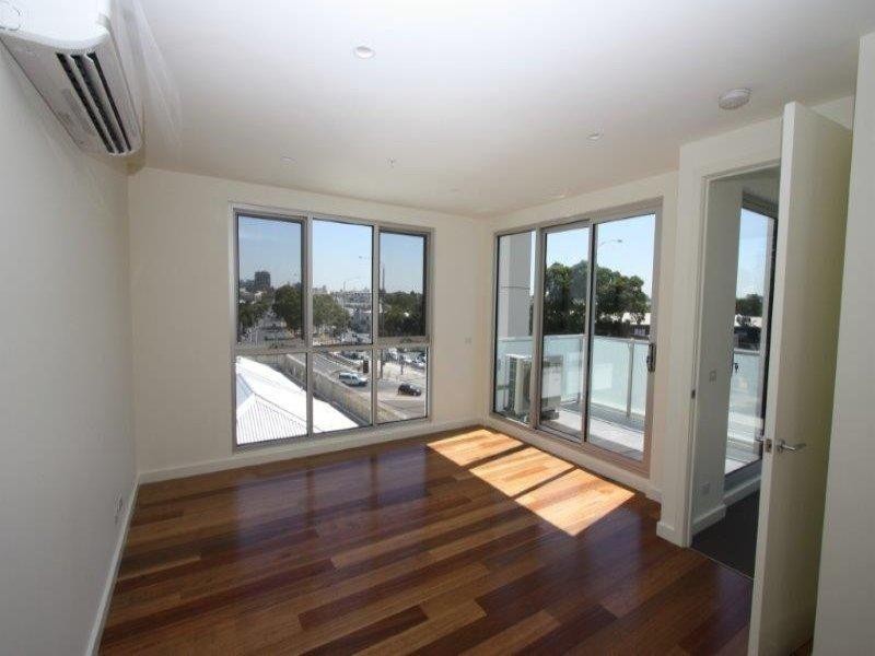 7 Brighton Road, St Kilda VIC 3182