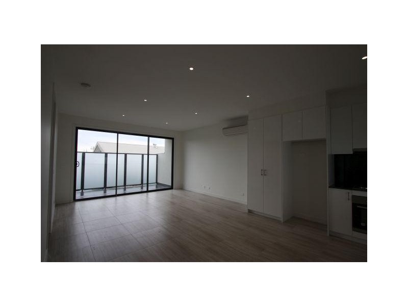 2/421 Station Street, Bonbeach VIC 3196