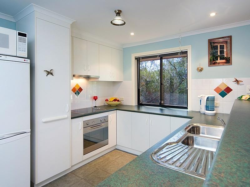 61 Parker Avenue, Strathalbyn SA 5255