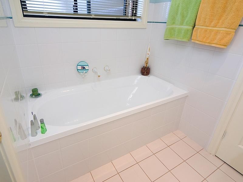 61 Parker Avenue, Strathalbyn SA 5255