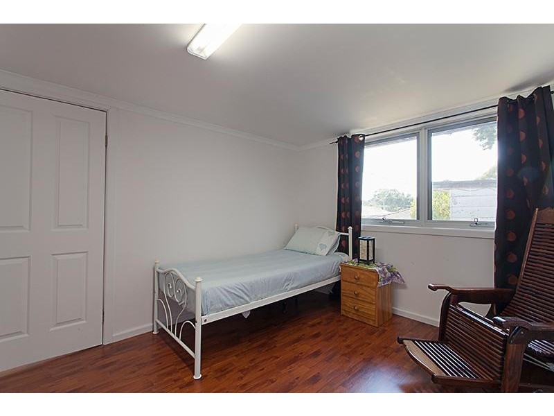 17 Helen Road, Ferntree Gully VIC 3156