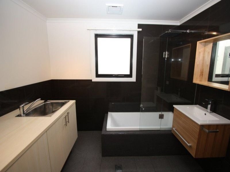 1/131 Lower Dandenong Road, Cheltenham VIC 3192